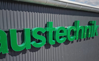 BayWa in Coburg – Der Mischstandort leuchtet in grünen Farben