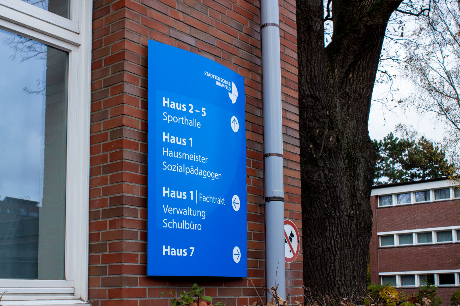 Juedisches Krankenhaus Wegeleitsystem Deckenschild Interior Kliniken