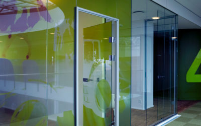 Moderner Look im Büro – Wallpapers & Glasdekorfolie