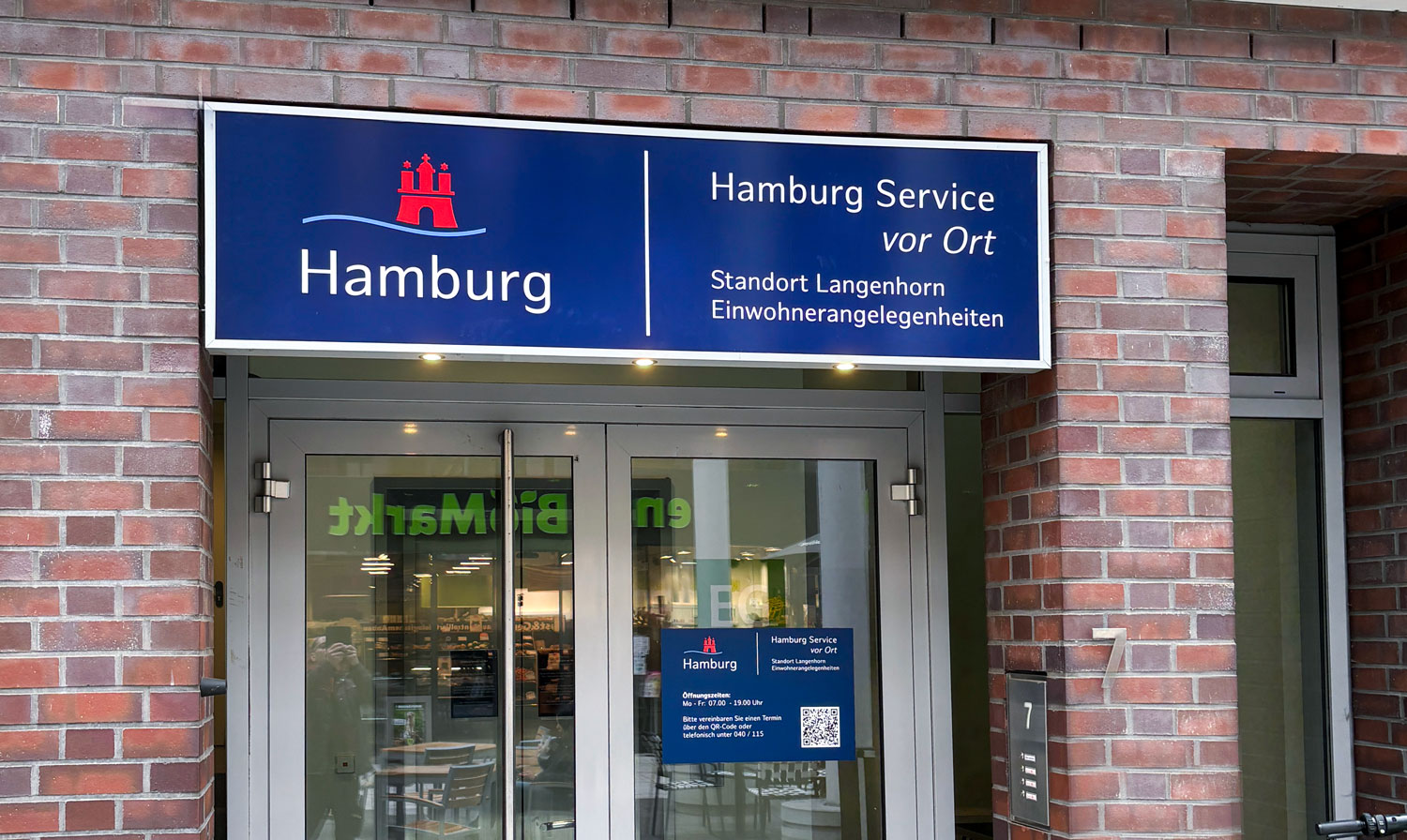 Hamburg-Service-Langenhorn-Außenbeschilderung