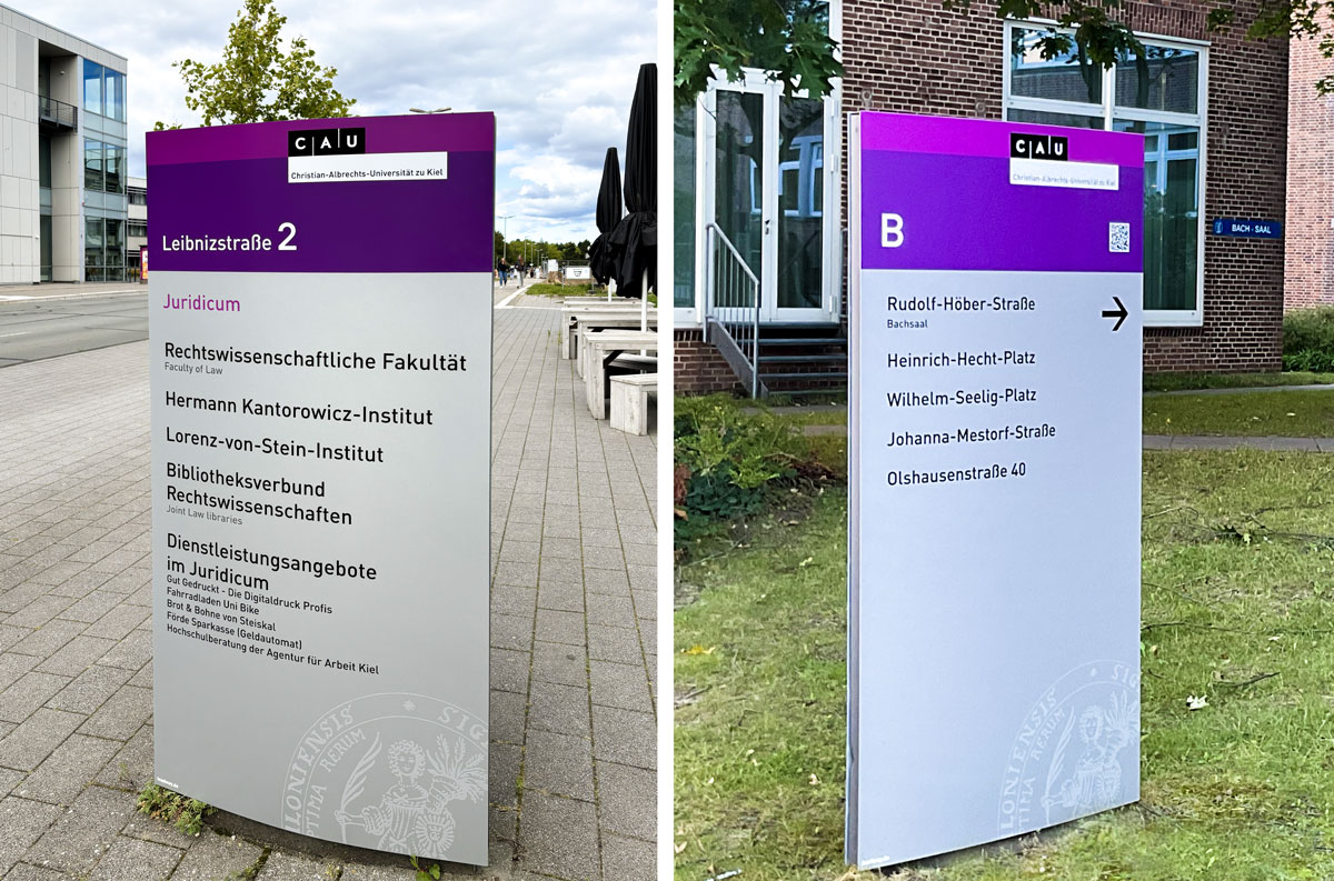 Taktile Handlaufschilder, die auf dem Treppengelände angebracht sind